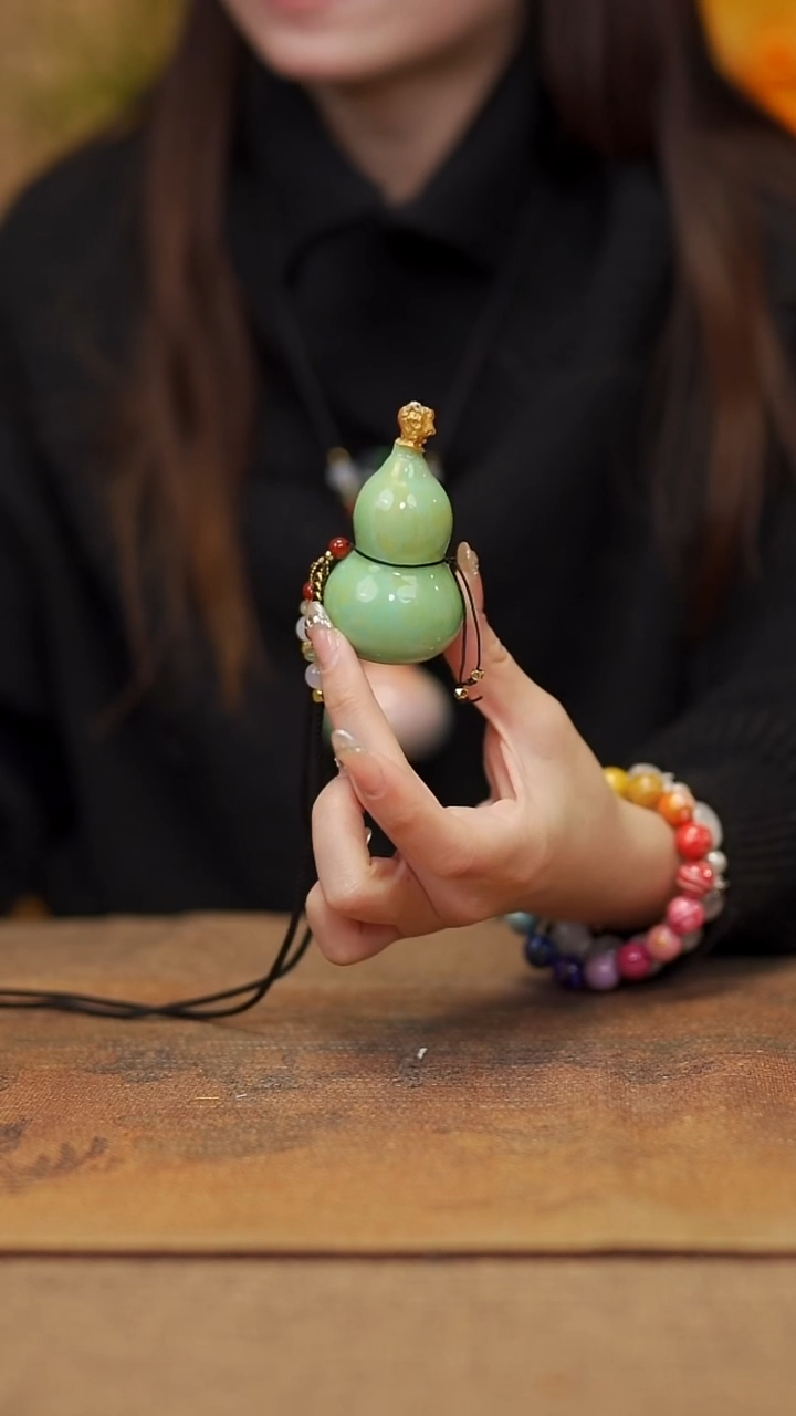 【闪购商品】323宴禾堂大漆脖挂葫芦68