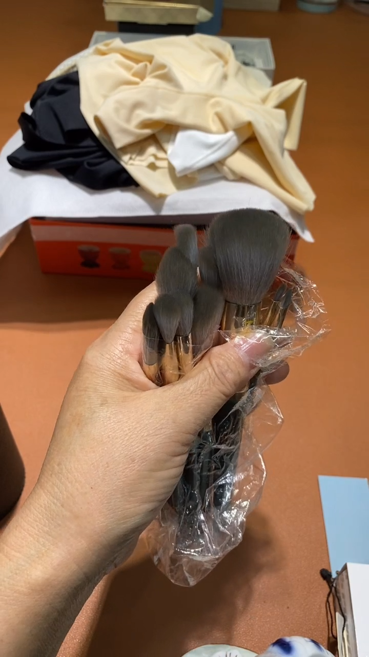 瓷片品牌 包包香水手表护肤品@@1