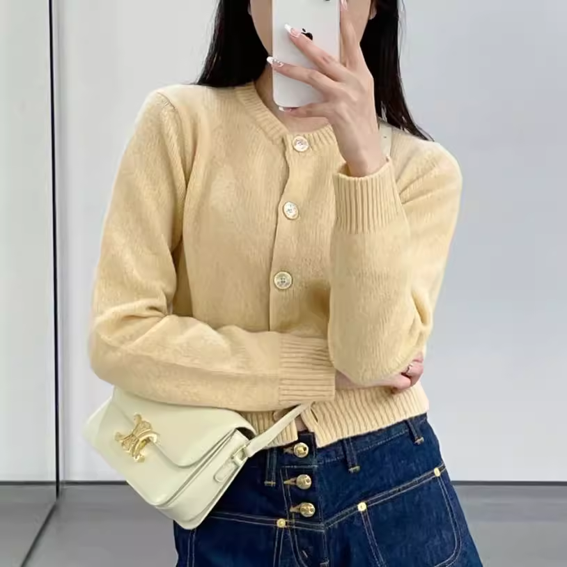 未使用 Celine/思琳 纯色排扣针织衫 黄色/XS