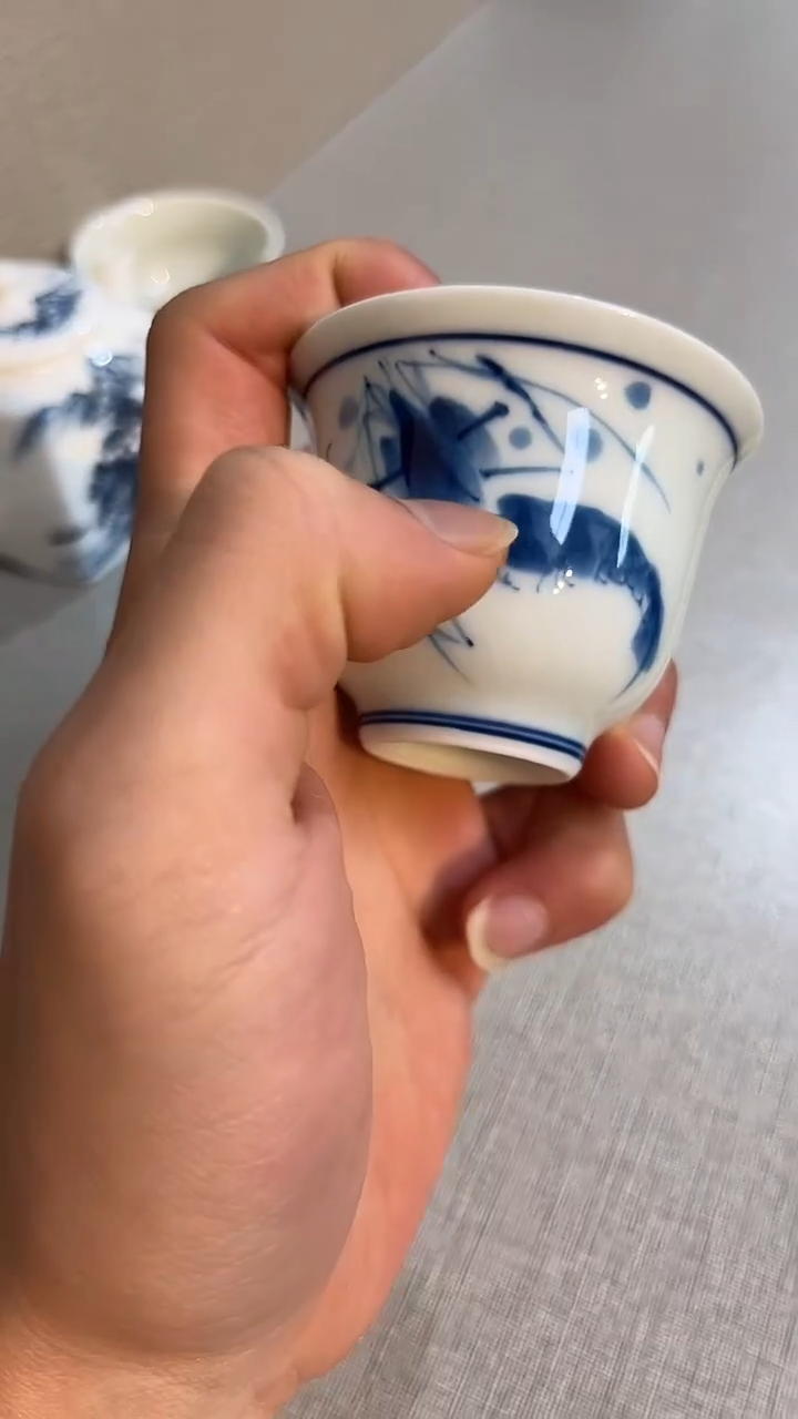 景德镇高温瓷虾手绘客杯