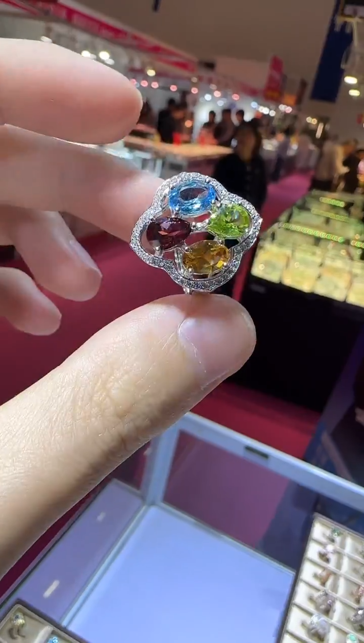 银S925镶嵌戒指石榴石多彩宝石