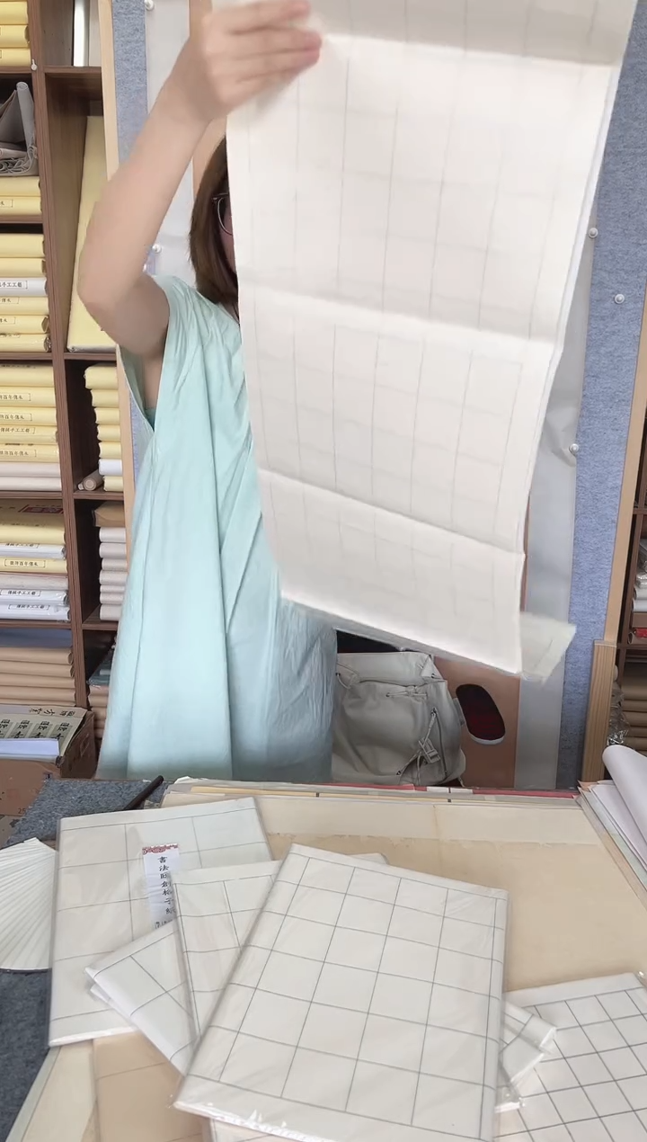 闪~纯手工檀皮宣纸【5cm格子】四尺对开10张白色~2包20张装~