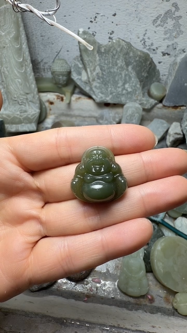 吊坠(赠链)未镶嵌和田玉佛公