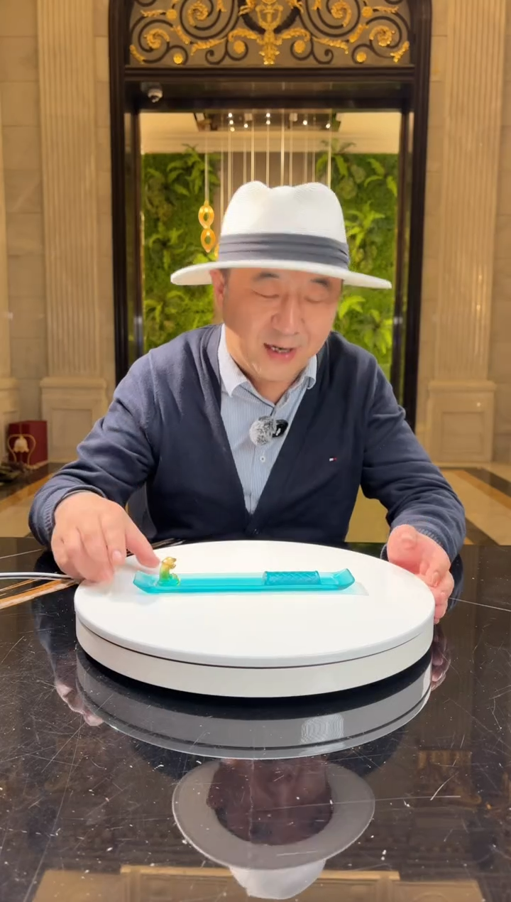 【闪购商品】茶宠独钓寒假香插摆件