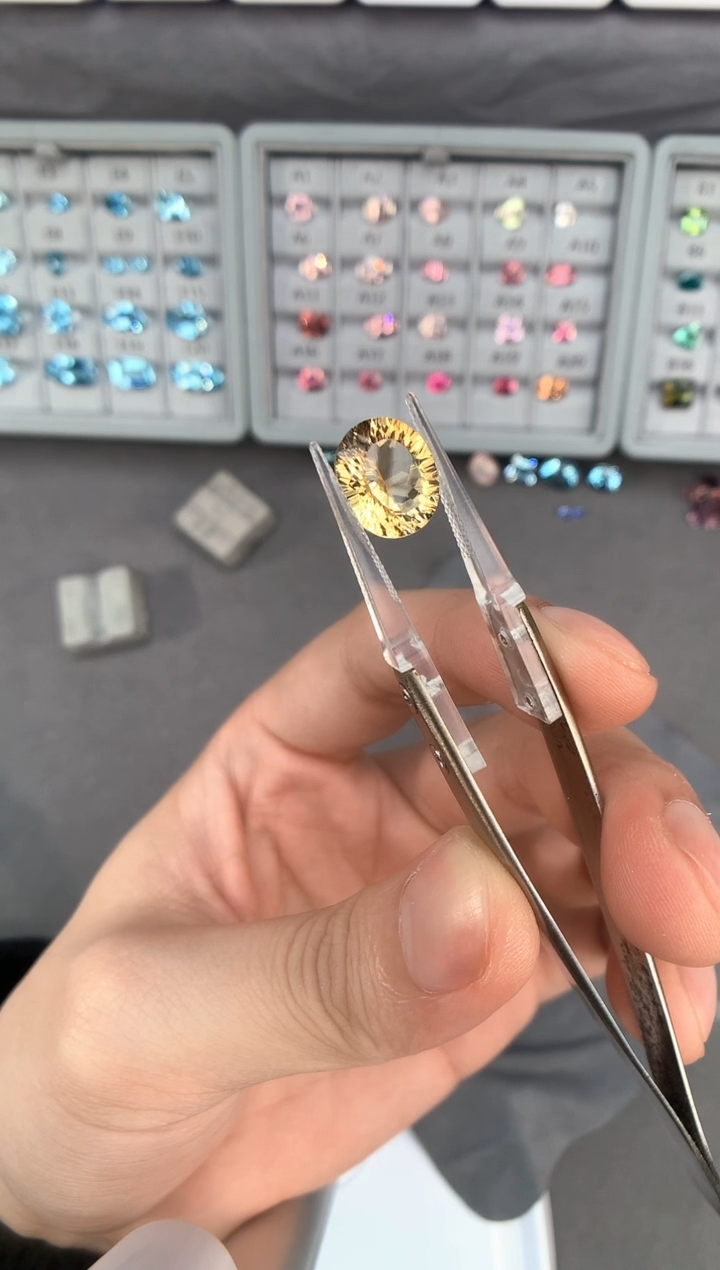 【闪购商品】定制水晶裸石未镶嵌4.23ct