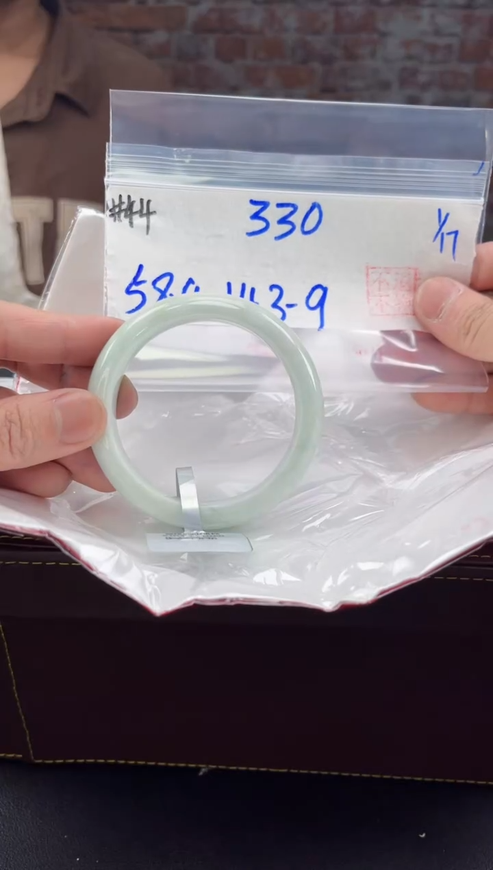 【闪购商品】定制翡翠未镶嵌毛货手镯需精细抛光/手镯44