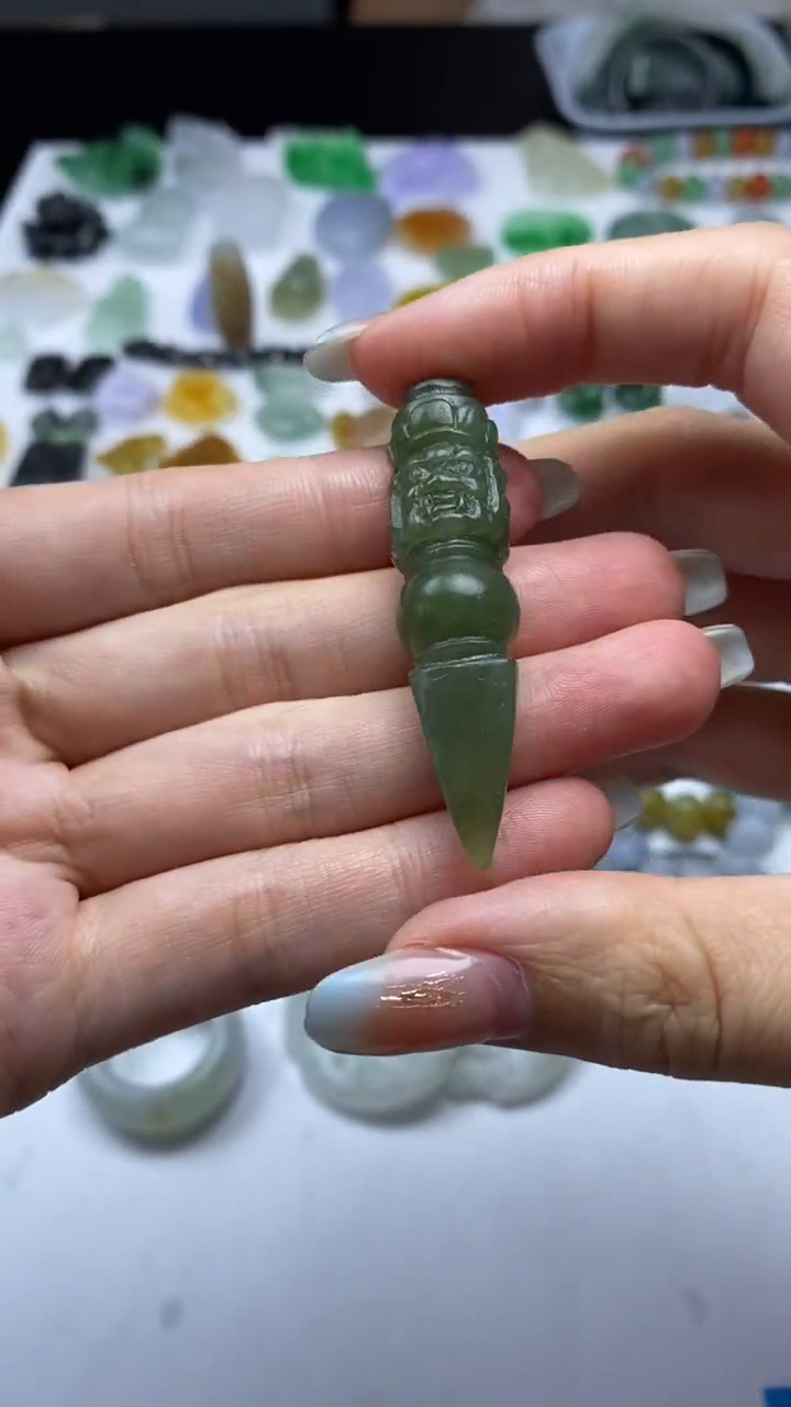 未镶嵌定制翡翠毛货定制不退不换