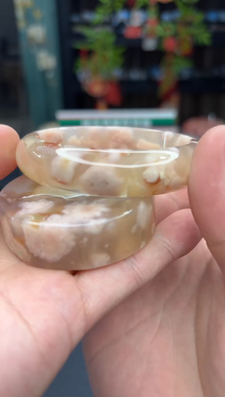 【闪购商品】石英质玉手镯未镶嵌674（59圈赠送镯心）