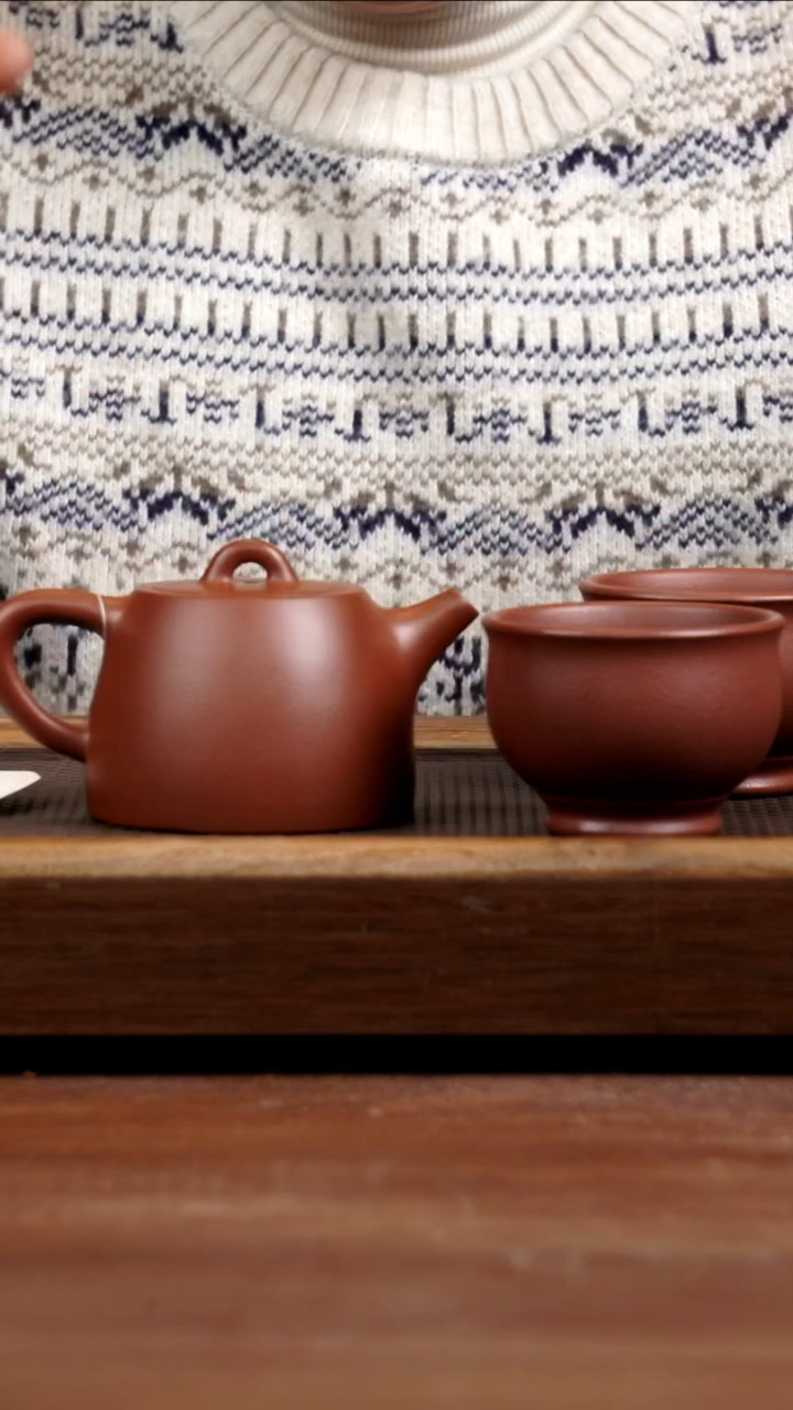 【闪购商品】紫砂茶壶四号井底槽青玉成窑汉铎225CC
