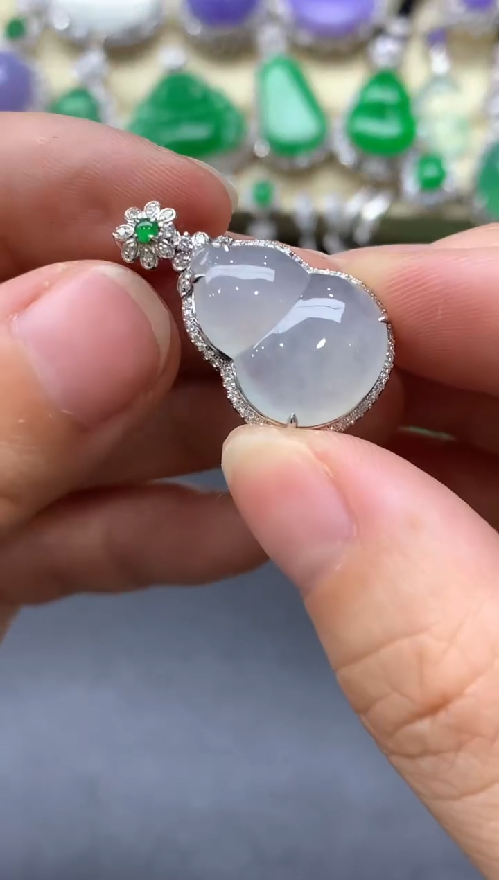 颈饰18K金镶嵌翡翠505-中国好珍宝