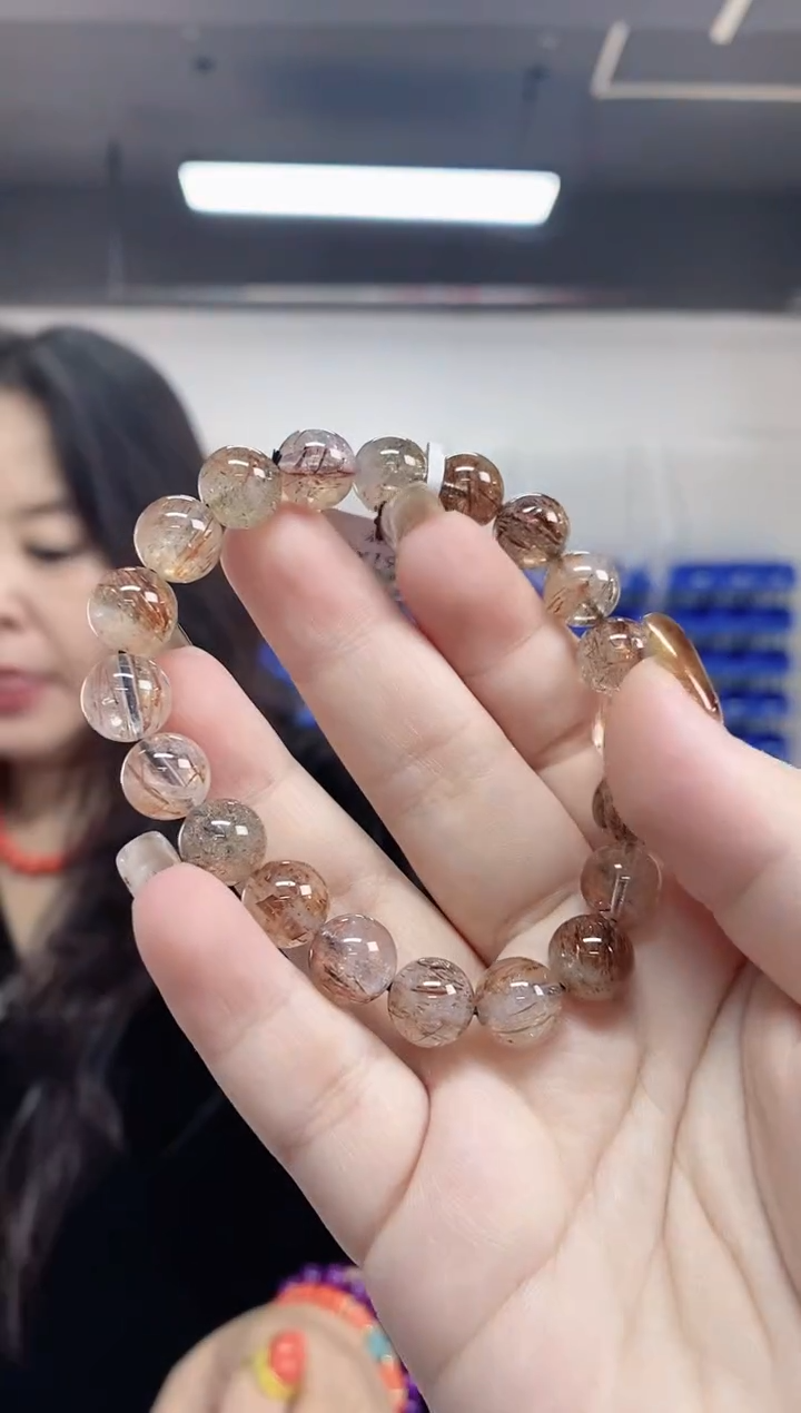 【闪购商品】水晶手串未镶嵌多样性发其一颜色微差