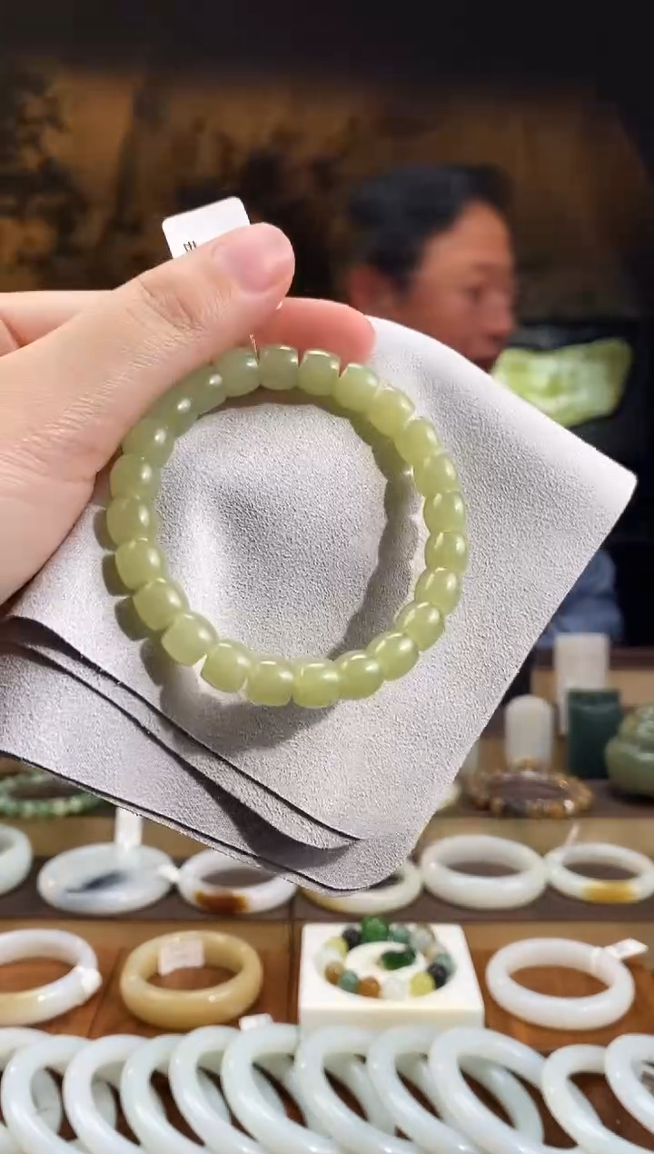 未镶嵌手串和田玉黄口 直切手串 7X8mm