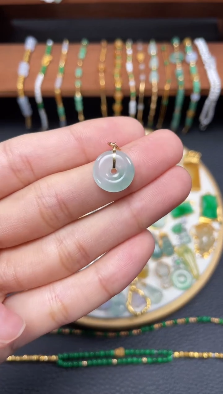 【闪购商品】石英质玉吊坠(不含链)18K金镶嵌一个   JK513