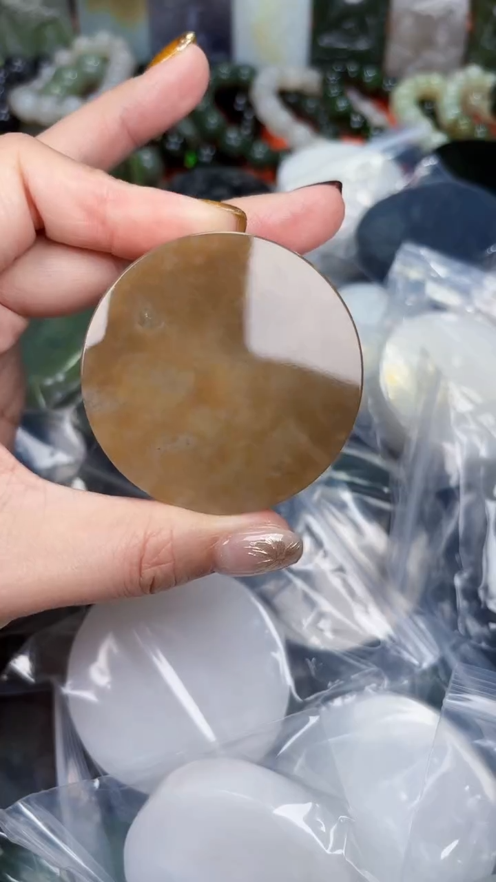 颈饰未镶嵌和田玉和田玉