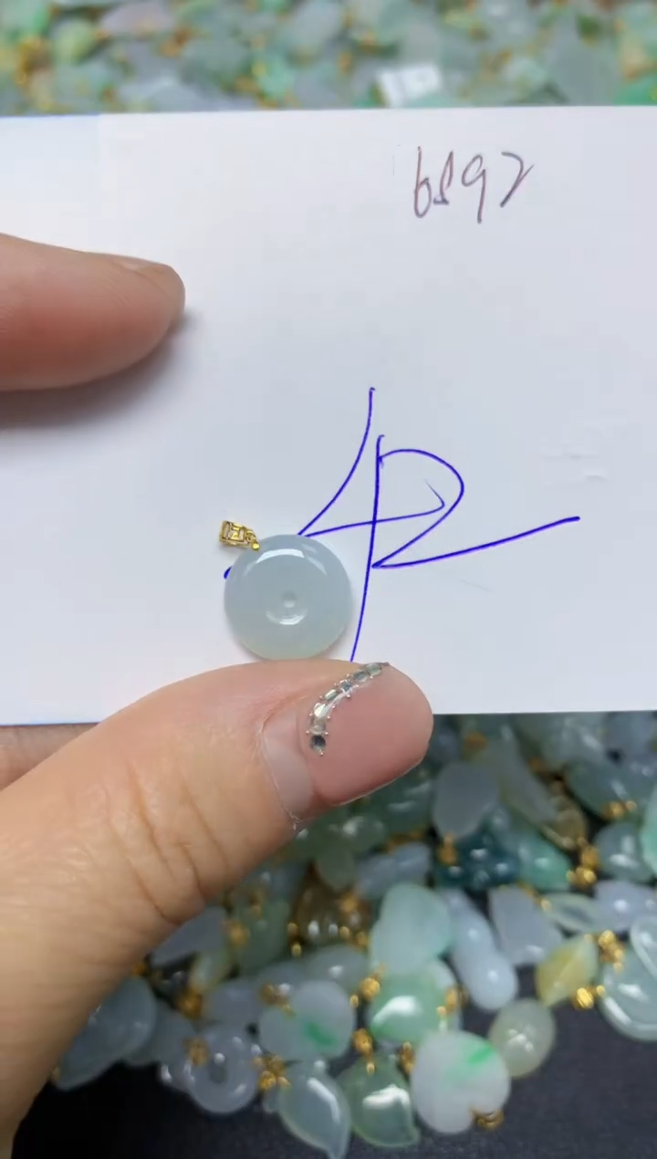 【闪购商品】翡翠挂件18K金镶嵌 天然翡翠A货