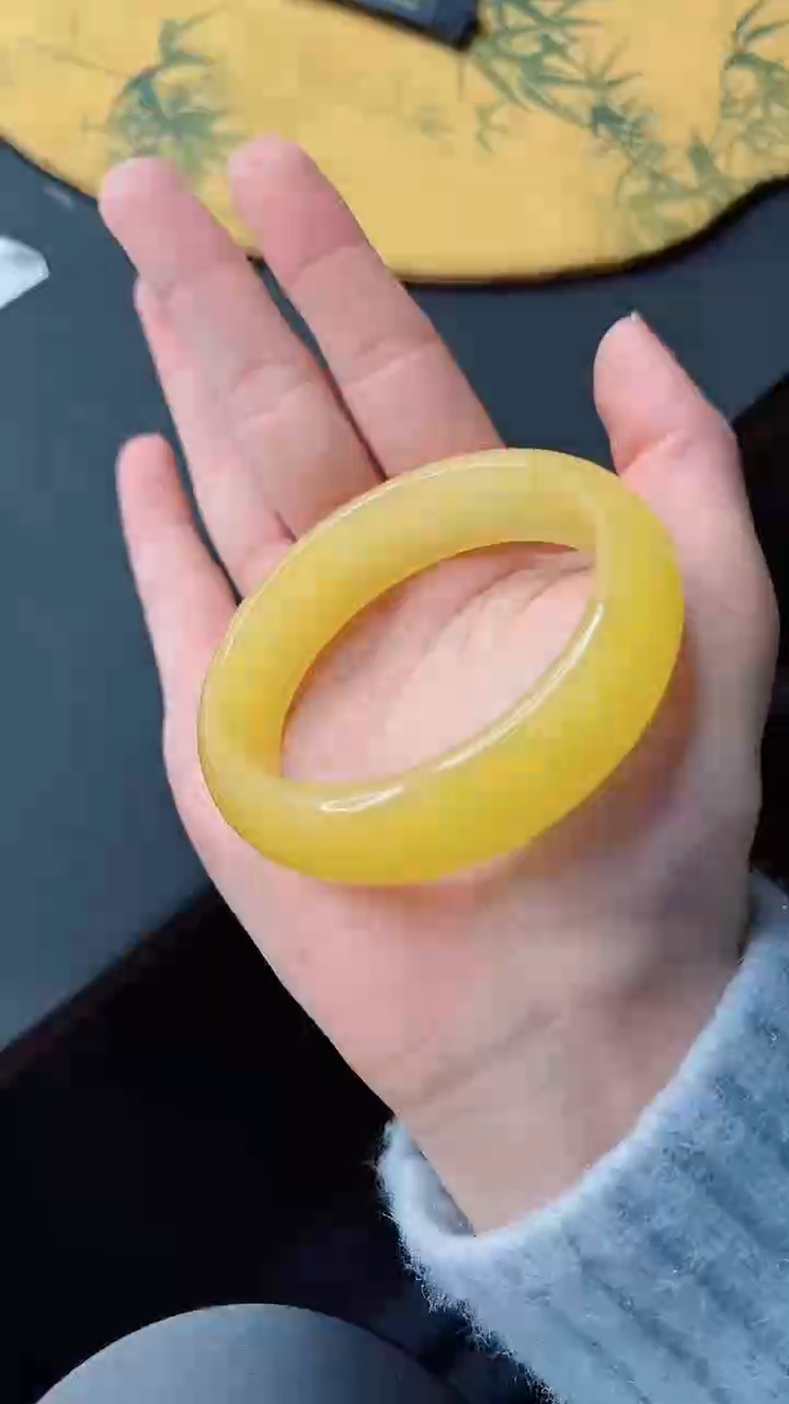 【闪购商品】石英质玉手镯未镶嵌894-57+