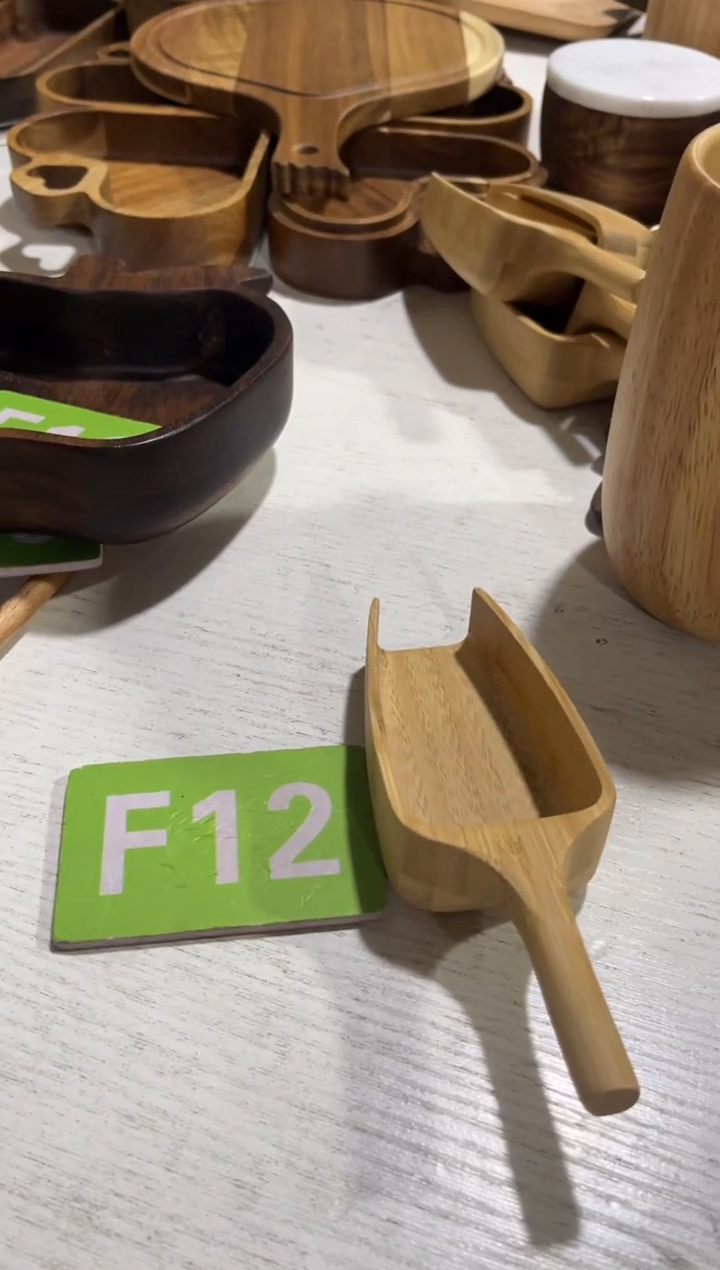 木闪购2025/12/22 F12