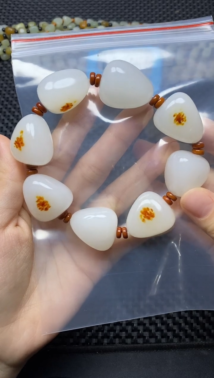 未镶嵌手链和田玉手串