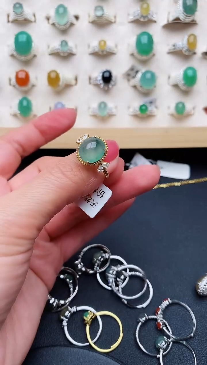 【闪购商品】翡翠戒指银S925镶嵌缅甸天然A货翡翠222   6-5