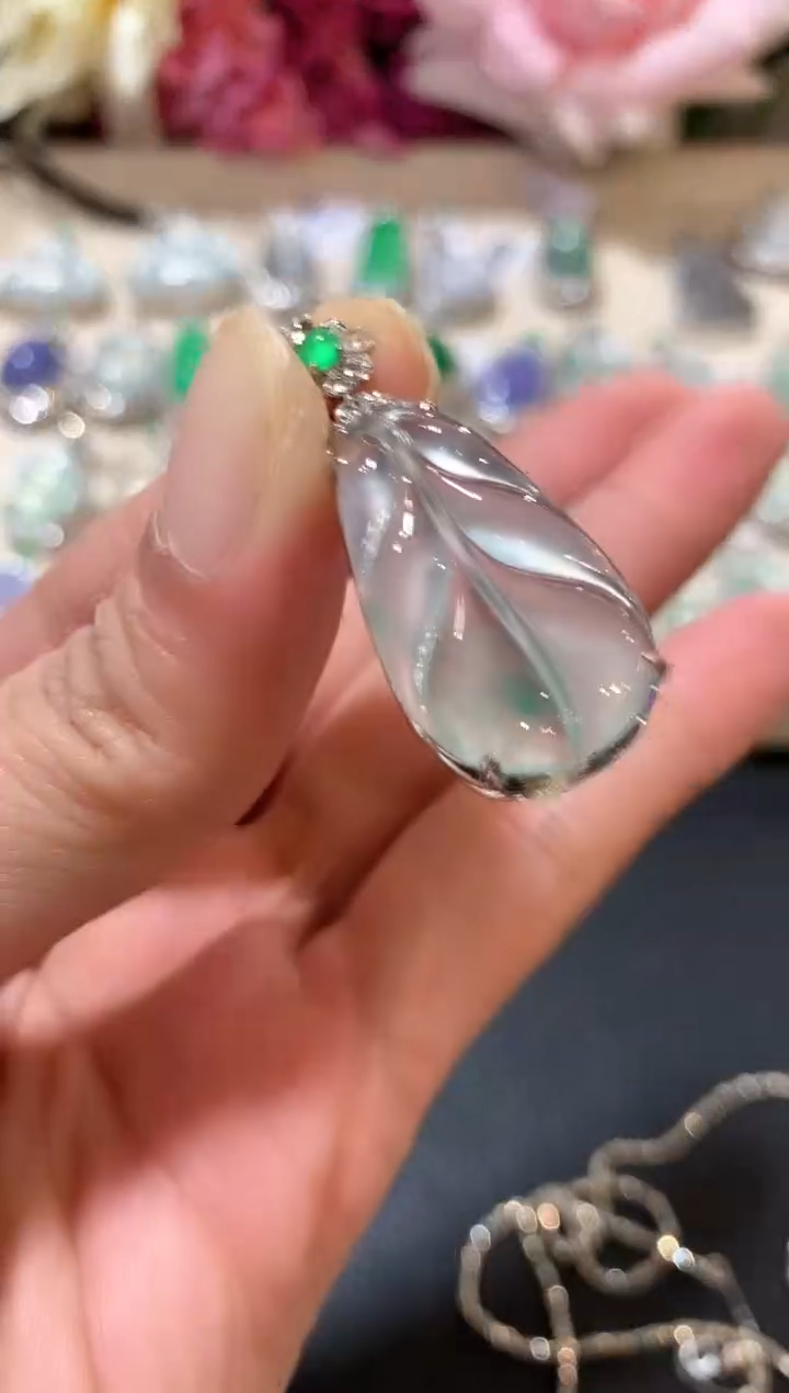 吊坠(不含链)18K金镶嵌翡翠z84 