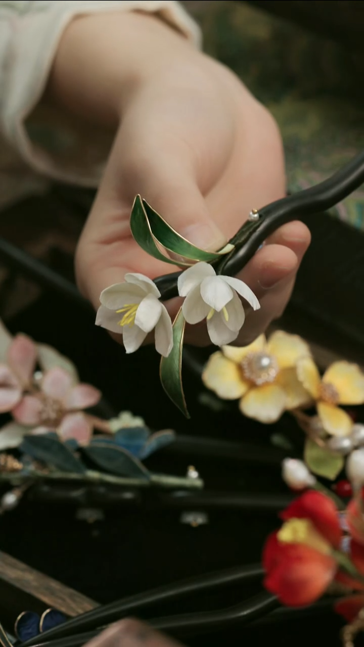 刺绣湘传礼纯手工发夹