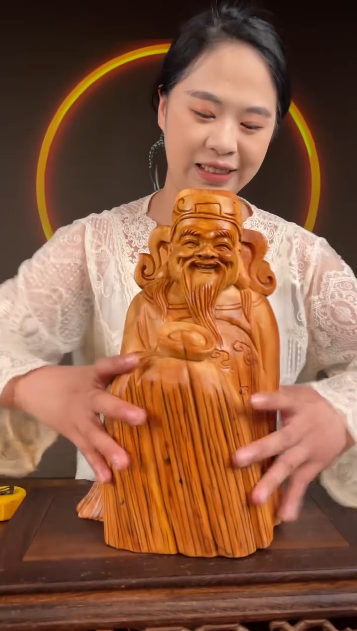 【闪购商品】柏木（崖柏）手工摆件,先抢先得!68