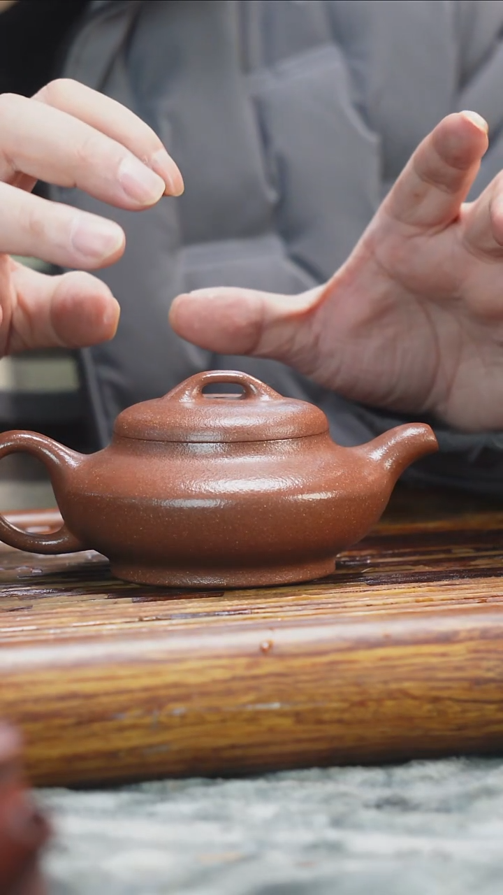 茶壶紫砂桃花泥太极扁腹