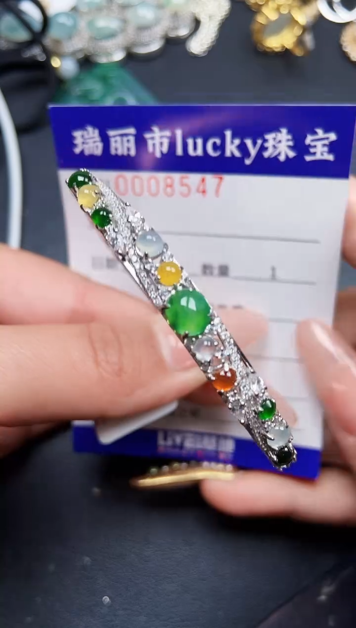 【闪购商品】翡翠颈饰银S925镶嵌8547