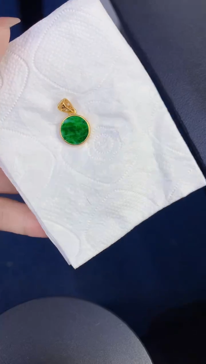 颈饰未镶嵌翡翠缅甸天然翡翠A货