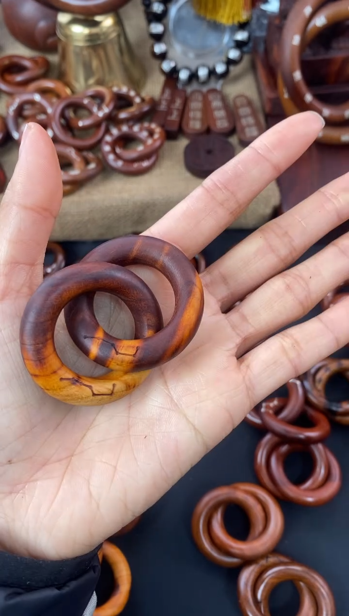 【闪购商品】木枣木虎皮小圈随机发货