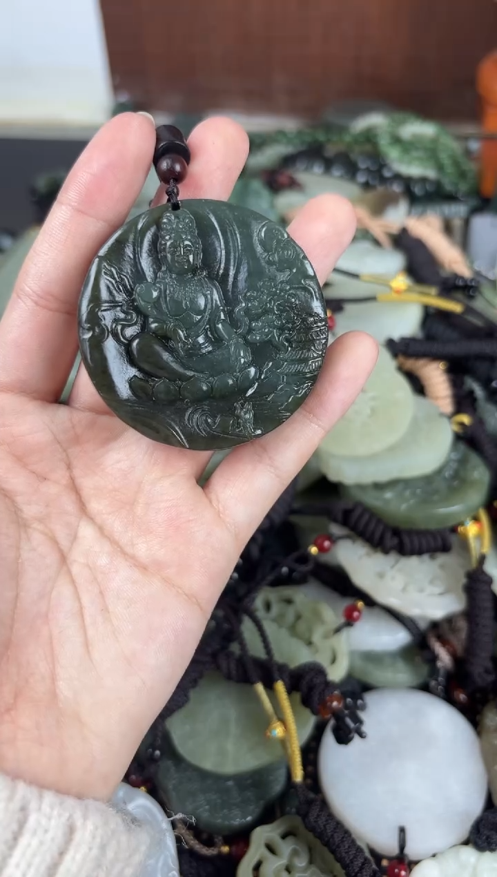 【闪购商品】和田玉颈饰未镶嵌1