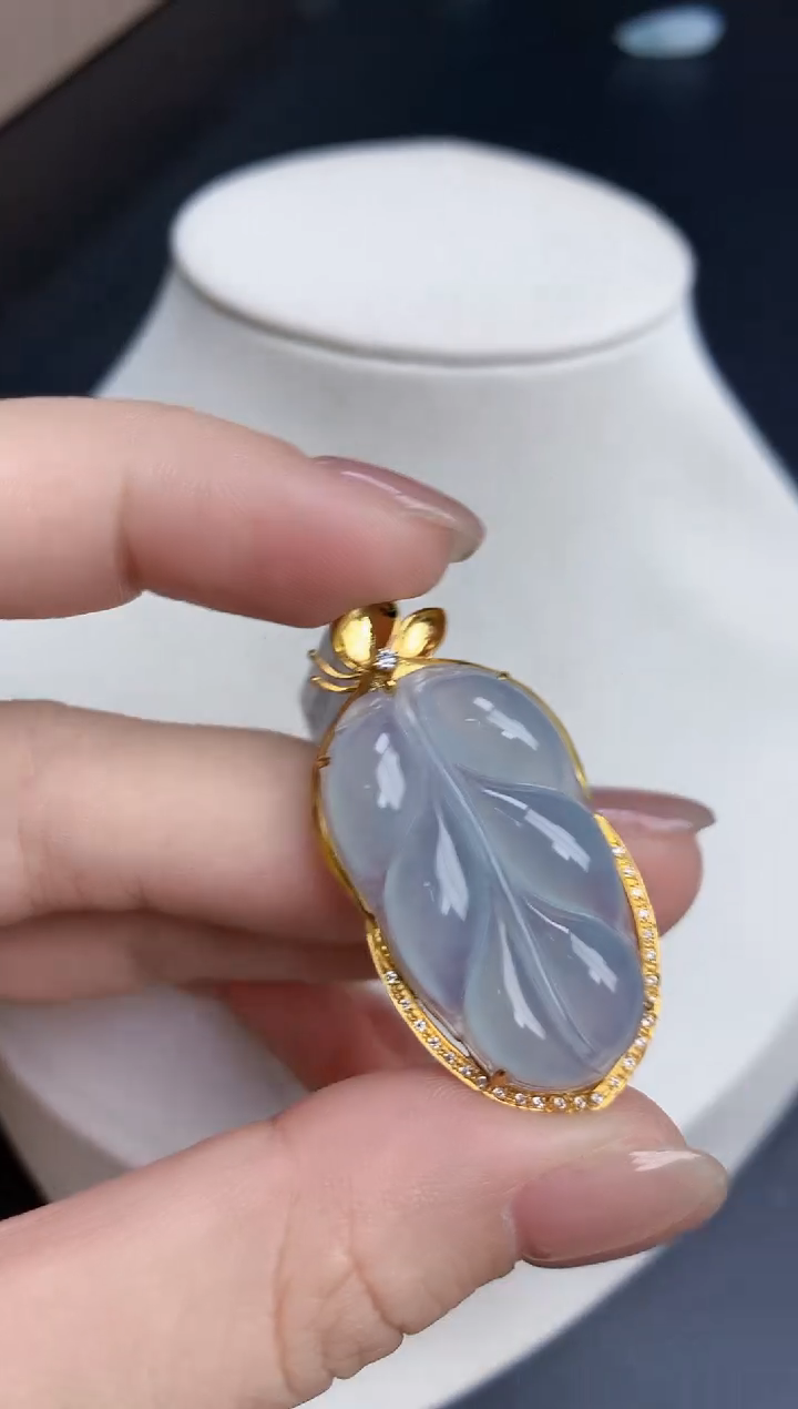 【闪购商品】翡翠颈饰18K金镶嵌天然缅甸翡翠A货