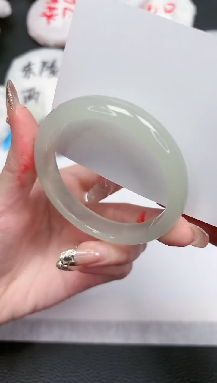 【闪购商品】石英质玉手镯未镶嵌479-54.4