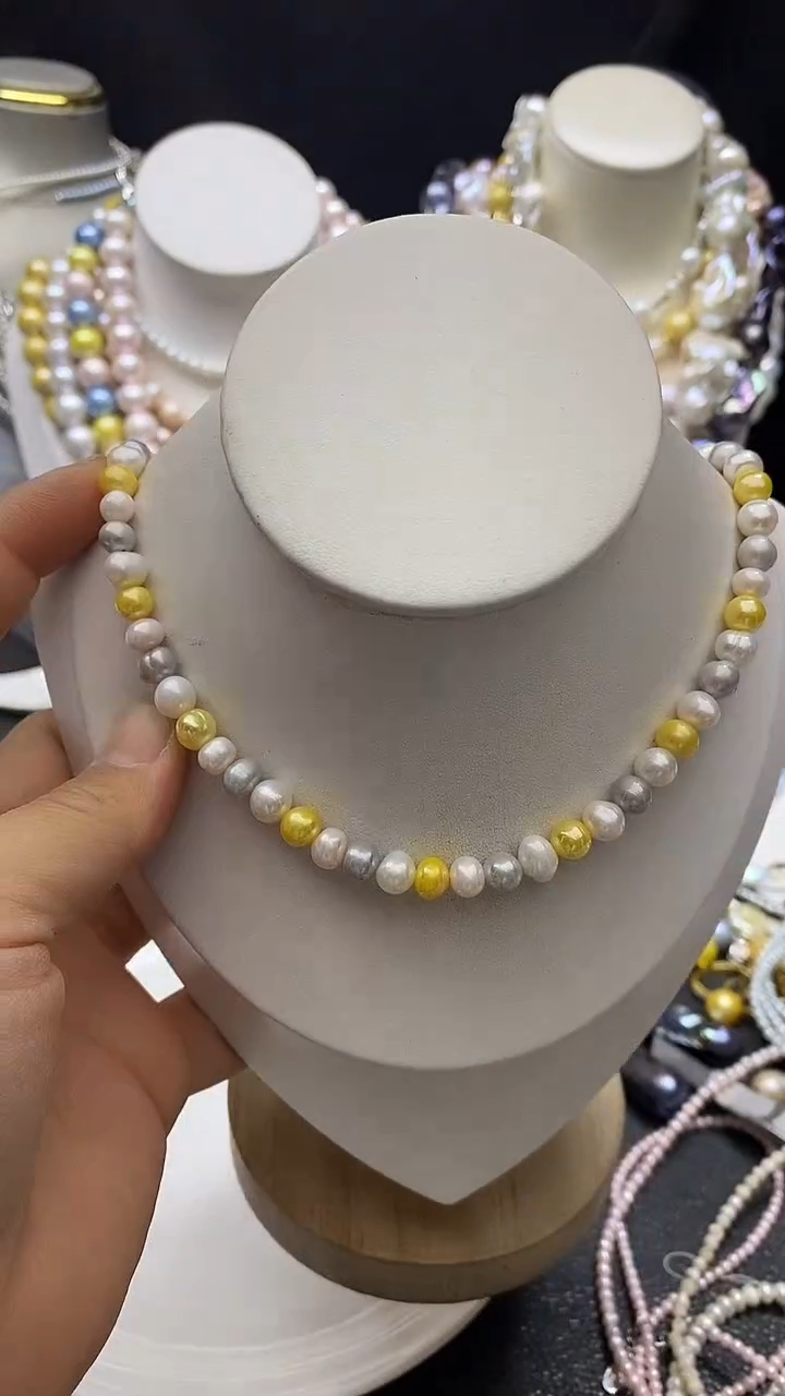 颈饰未镶嵌淡水珍珠多人