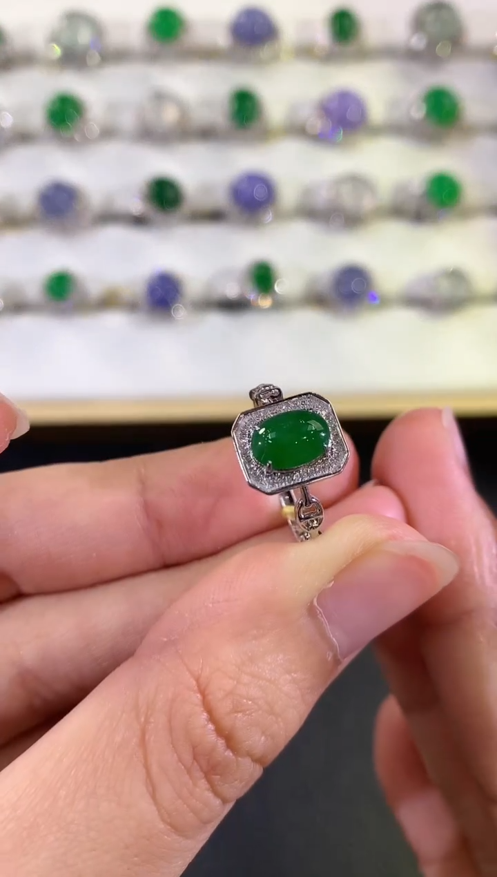 翡翠戒指18K金镶嵌B12       