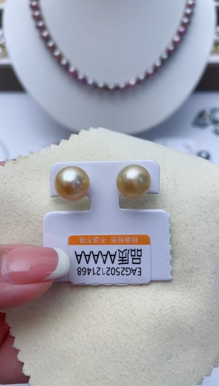 【闪购商品】海水珍珠耳饰18K金镶嵌W69