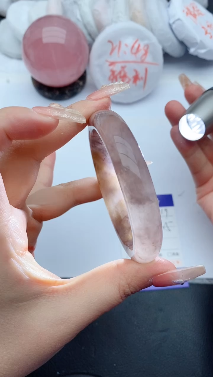 【闪购商品】石英质玉手镯未镶嵌F119+58.5