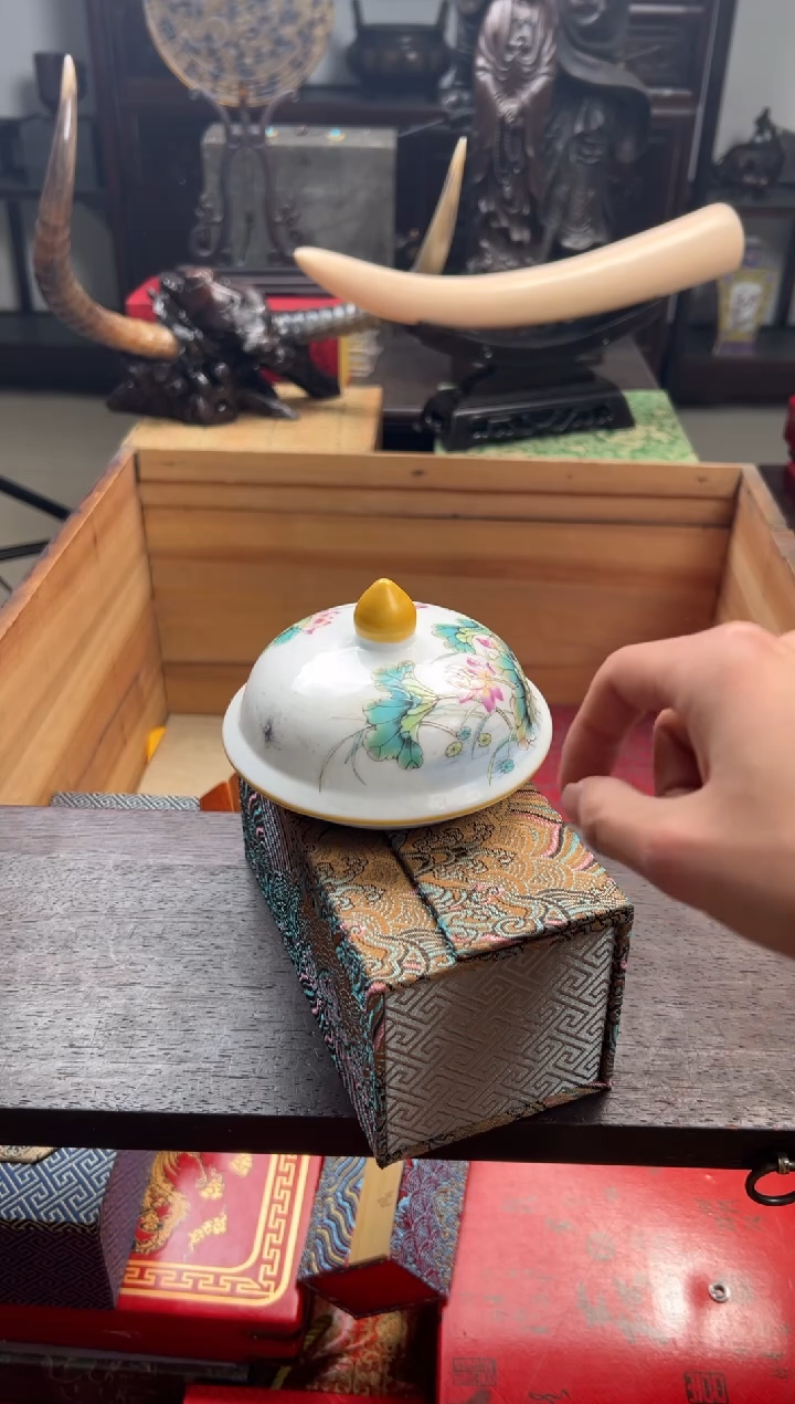 【闪购商品】瓷片——————————————西西手串带角