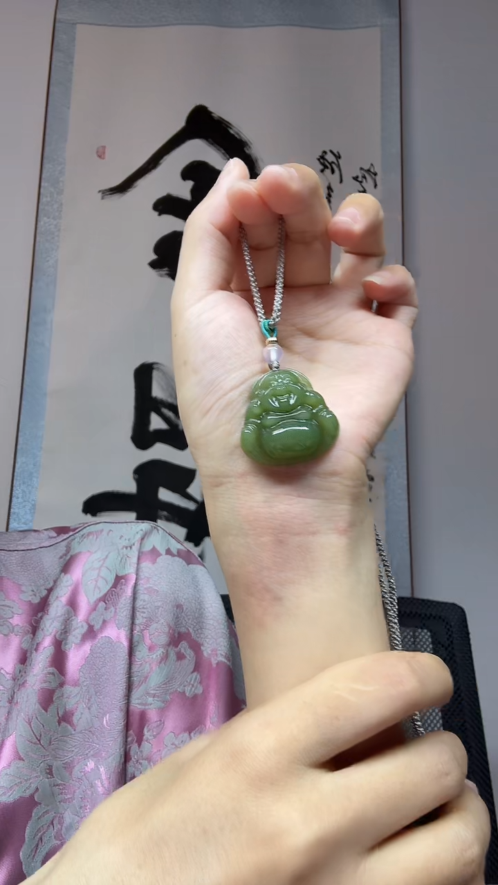 和田玉未镶嵌吊坠(不含链)宽约卡30高约卡30厚约卡10