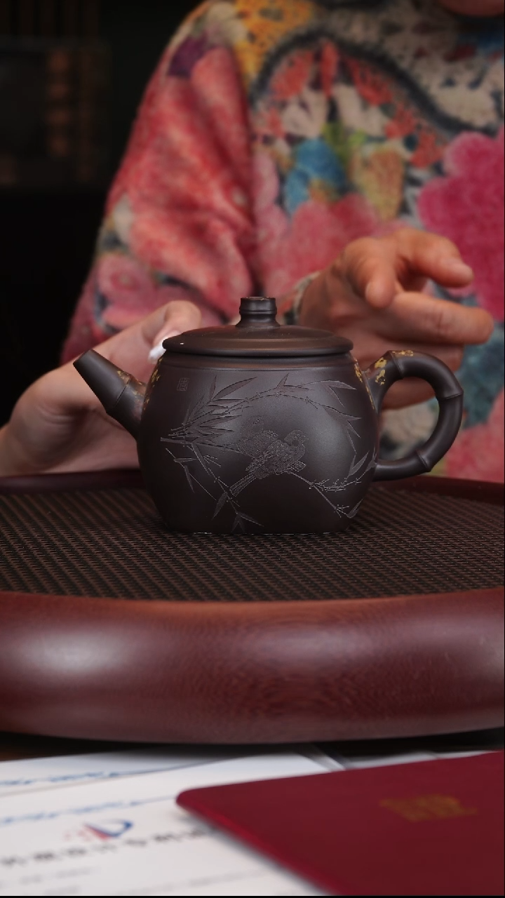 【闪购商品】紫砂茶壶1-110张彩萍竹汉瓦黑墩头450CC