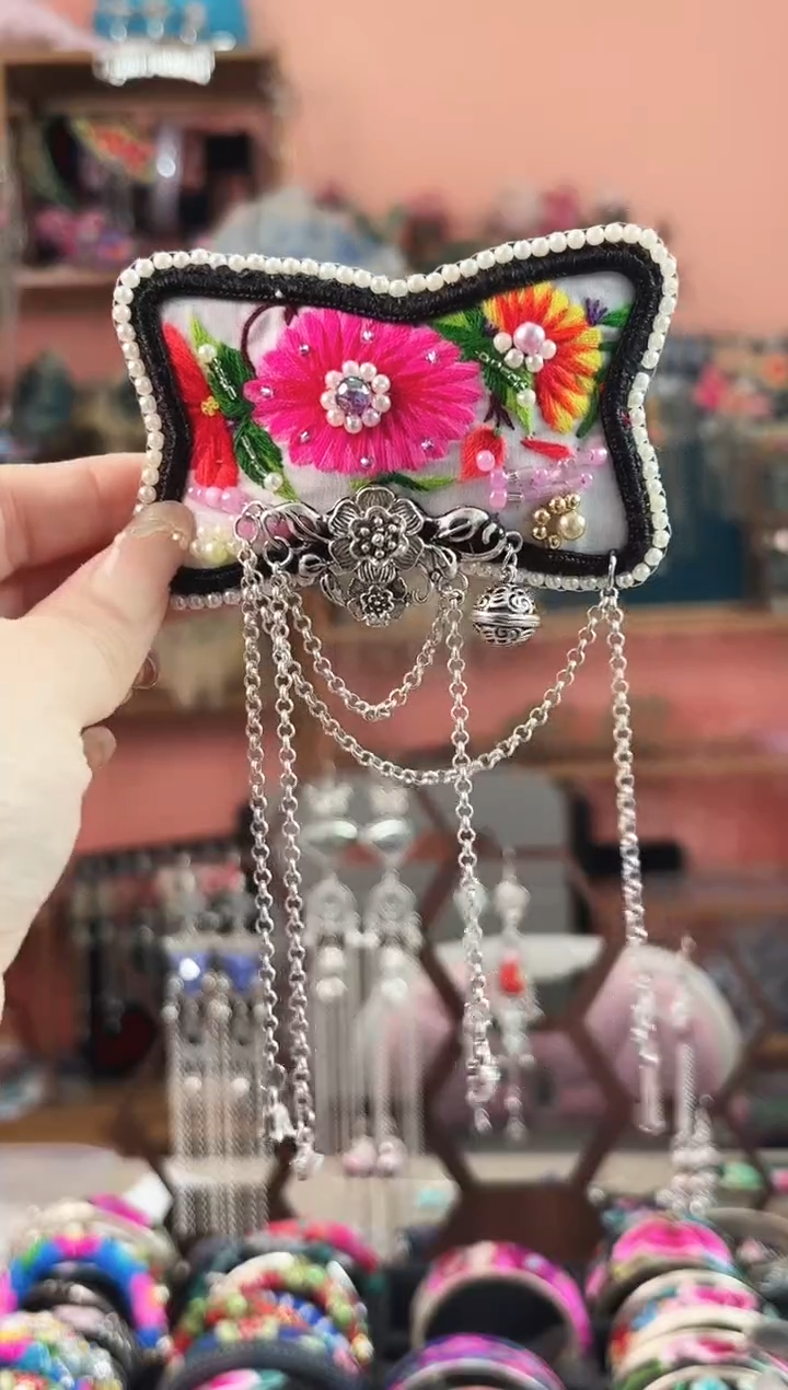 艺枝独绣手工饰品147