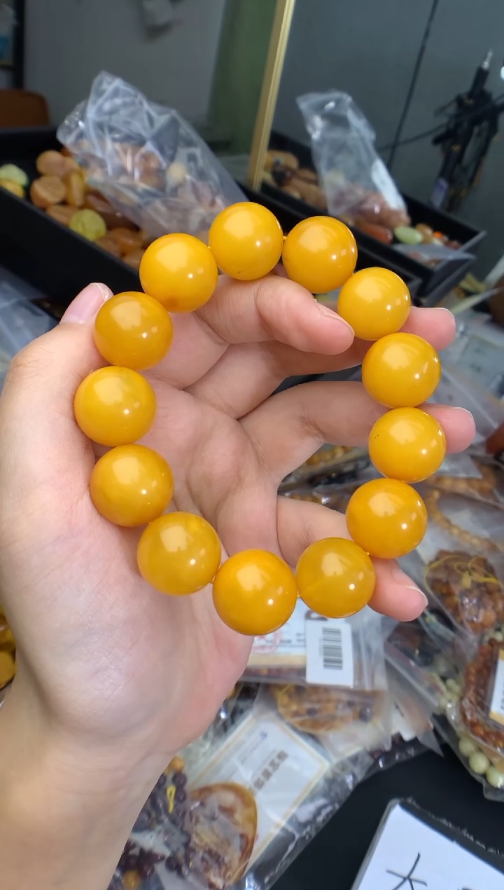 蜜蜡未镶嵌珠宝奇石1