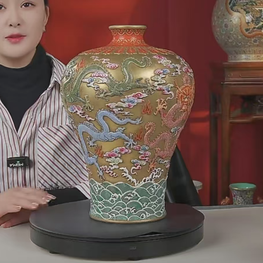 国呈拍卖古董瓷器