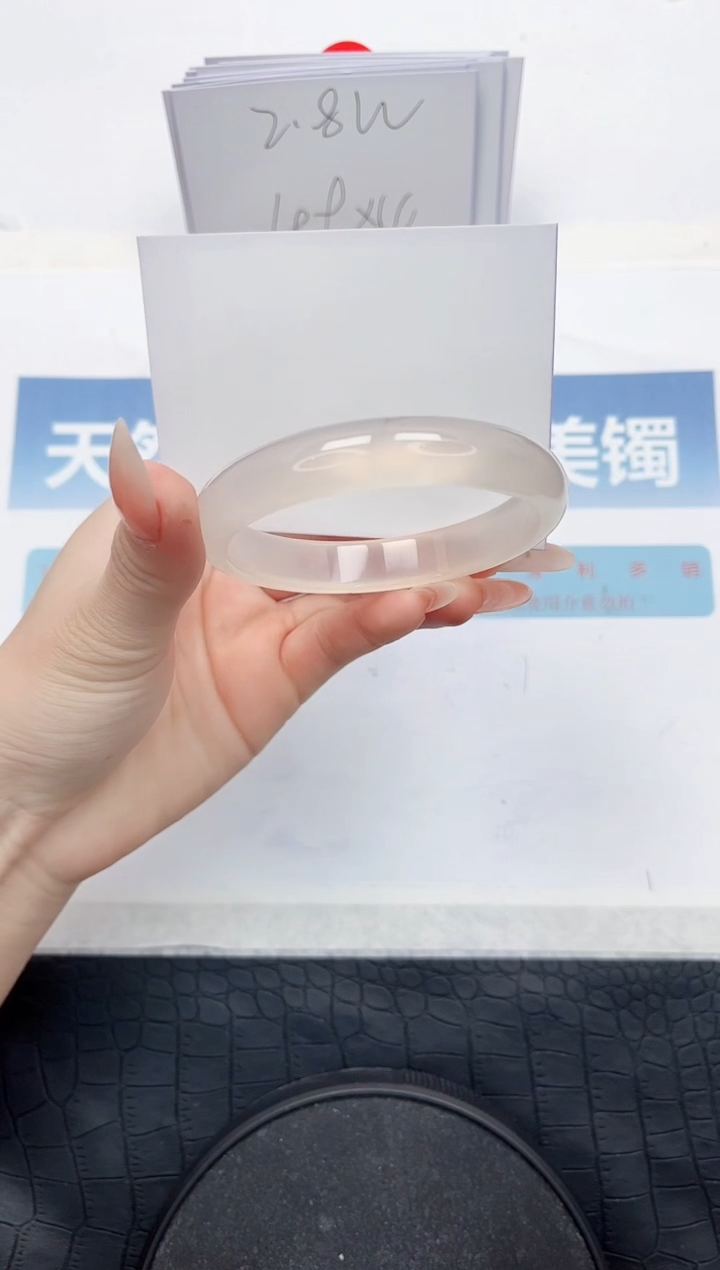 【闪购商品】石英质玉手镯未镶嵌L320-60.1