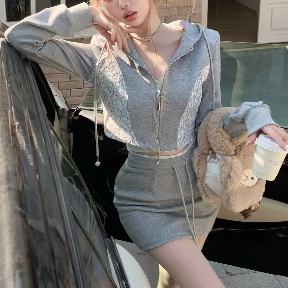 【JIAYI】早春蕾丝拼接休闲运动两件套