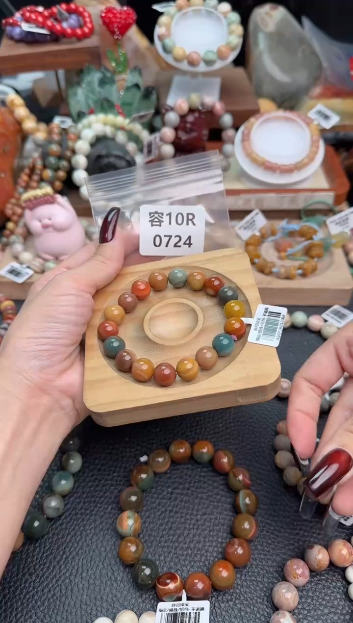 【闪购商品】石英质玉手链足铂镶嵌10R0724