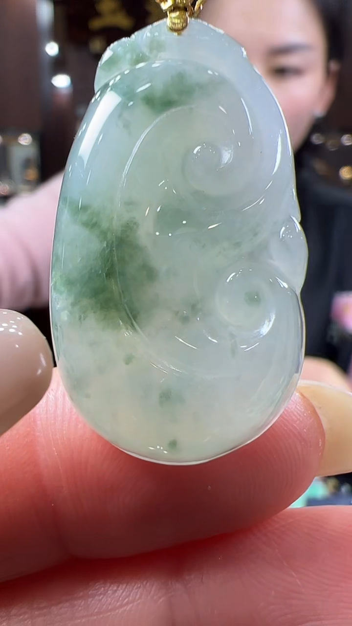 【闪购商品】翡翠挂件18K金镶嵌如意不含链