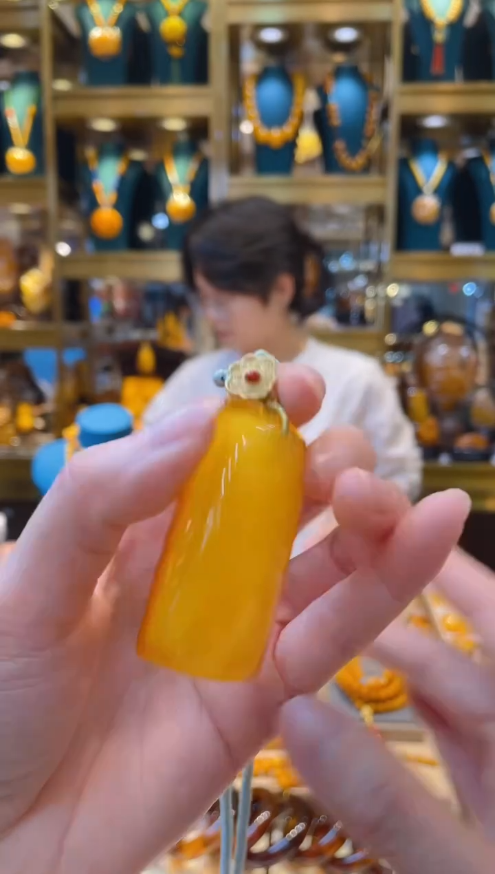 【闪购商品】琥珀颈饰未镶嵌42蜜蜡方牌