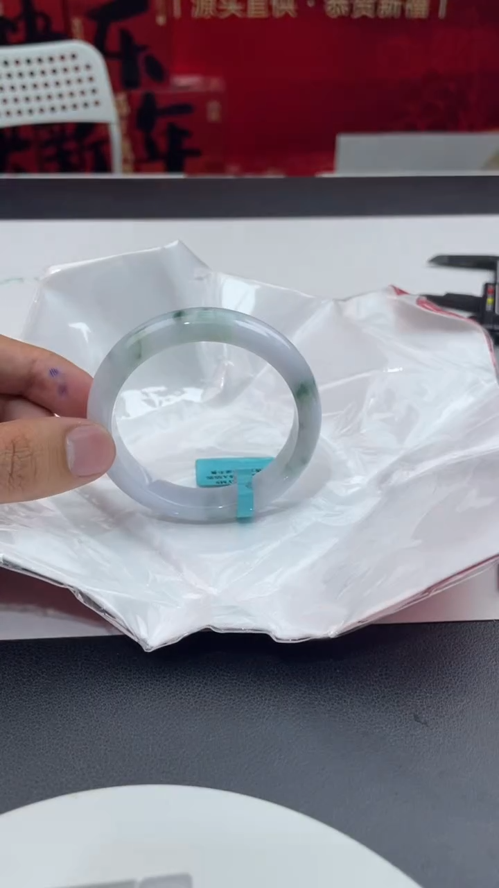 【闪购商品】翡翠手镯未镶嵌1翡翠手镯