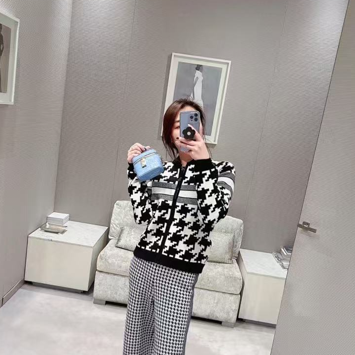 99新 DIOR/迪奥 黑白千鸟格羊绒针织外套/f34/编号5902